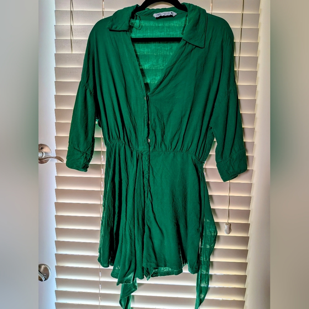 💚Green Button-Up Romper From Zara